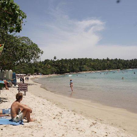 Hotel Surf Nest Hiriketiya Dikwella Sur Exterior foto