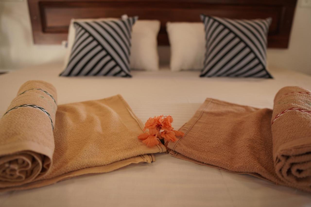 Hotel Surf Nest Hiriketiya Dikwella Sur Exterior foto