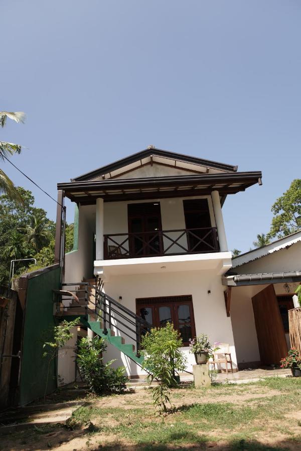 Hotel Surf Nest Hiriketiya Dikwella Sur Exterior foto