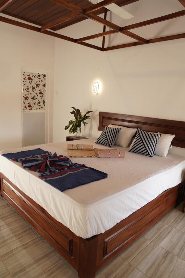 Hotel Surf Nest Hiriketiya Dikwella Sur Exterior foto