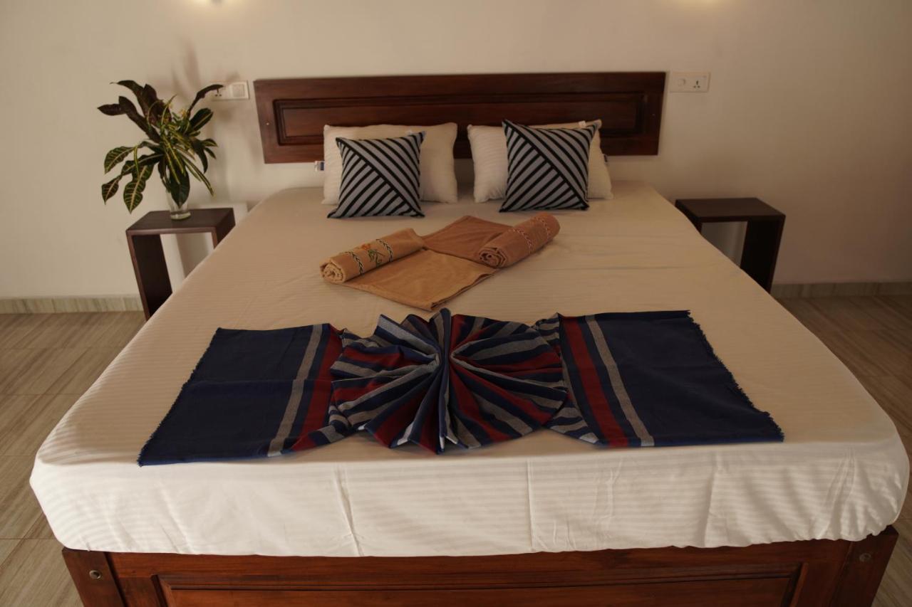 Hotel Surf Nest Hiriketiya Dikwella Sur Exterior foto