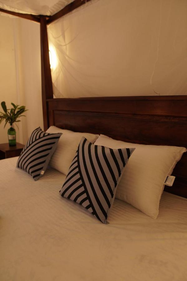 Hotel Surf Nest Hiriketiya Dikwella Sur Exterior foto