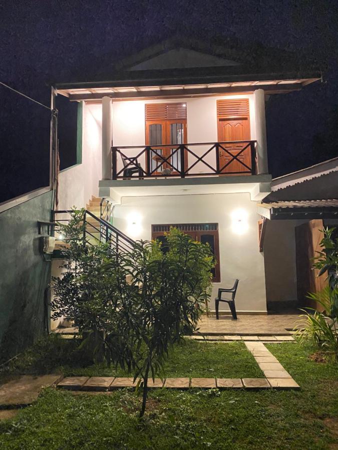 Hotel Surf Nest Hiriketiya Dikwella Sur Exterior foto